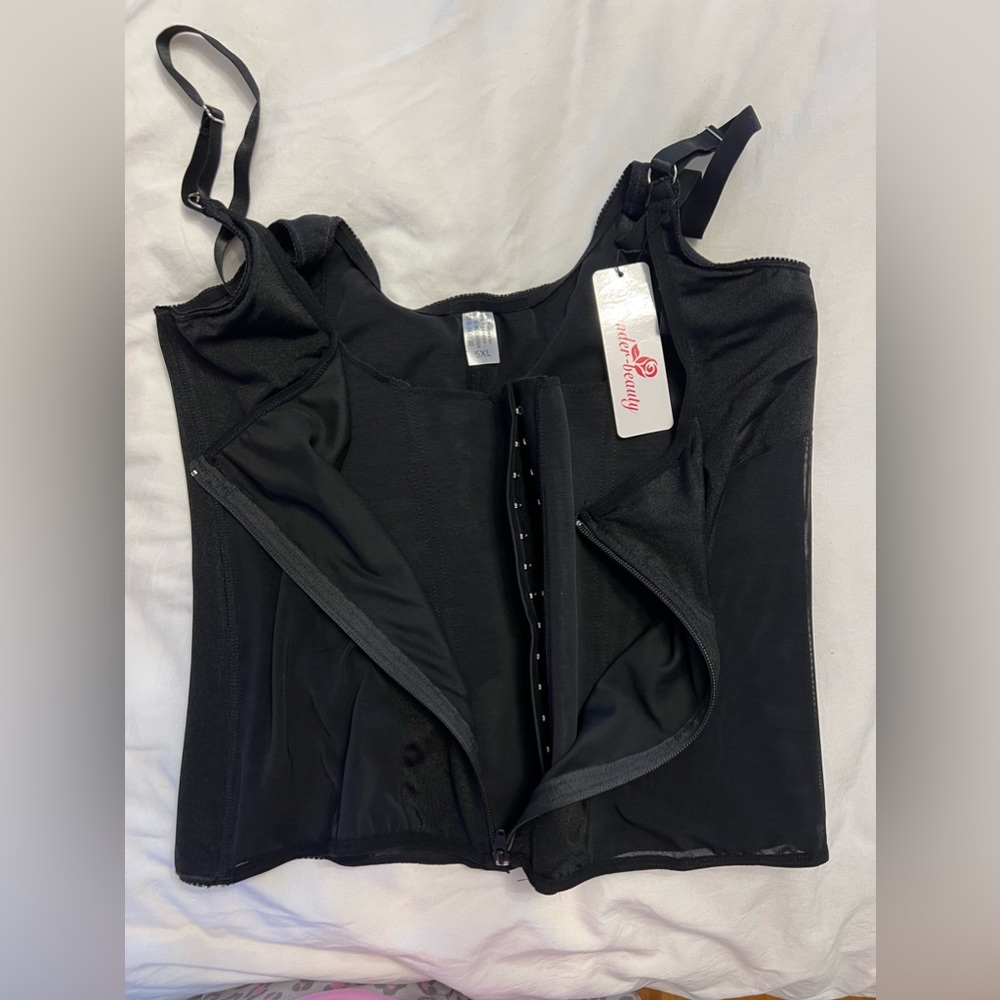 Body shaper - NWT Black Size 5 XL